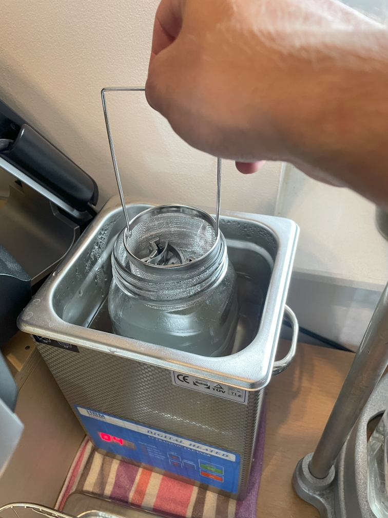 Seiko band schoonmaken in de ultrasoon